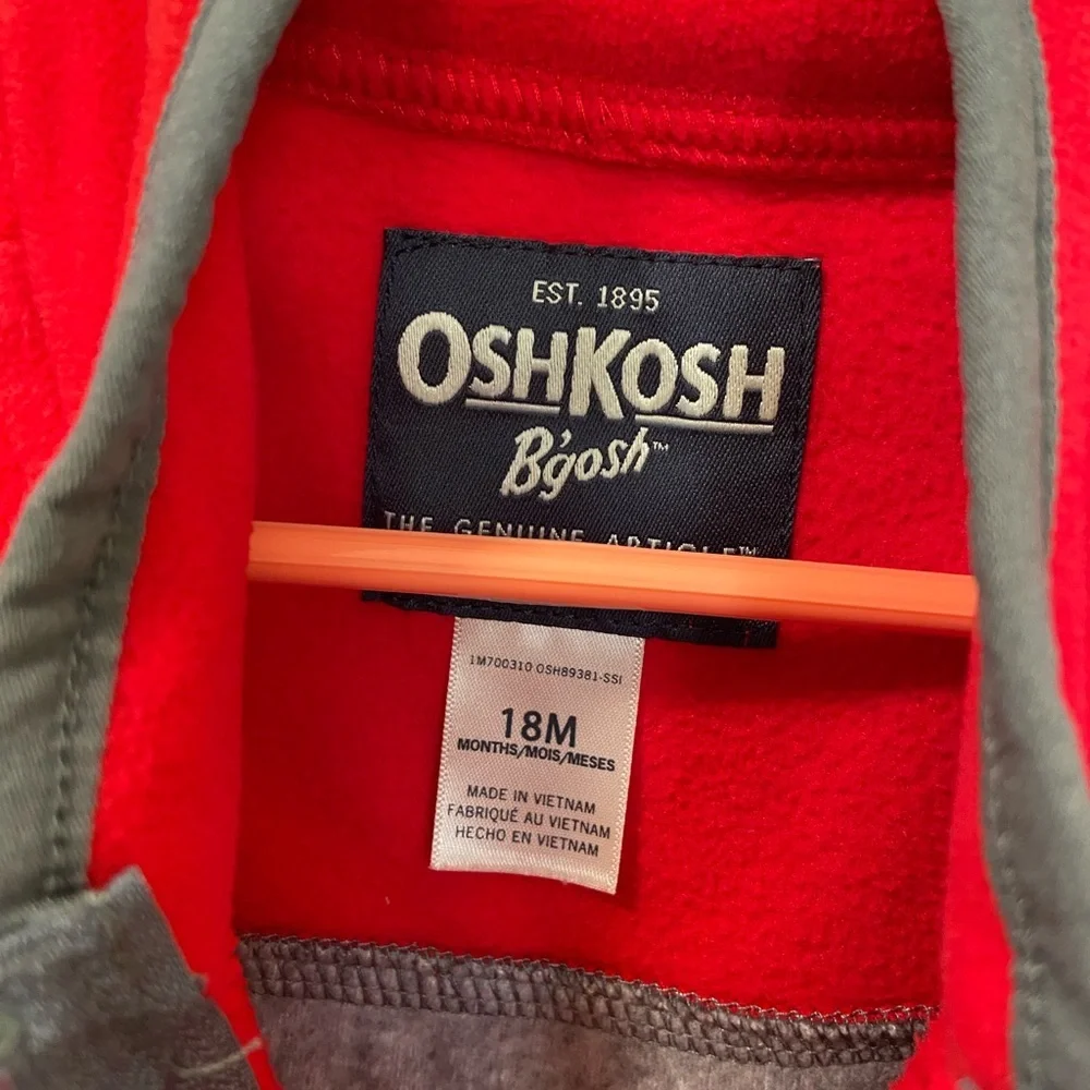 NWOT‎ | Oshkosh B’gosh boy’s fleece jacket — 18 months